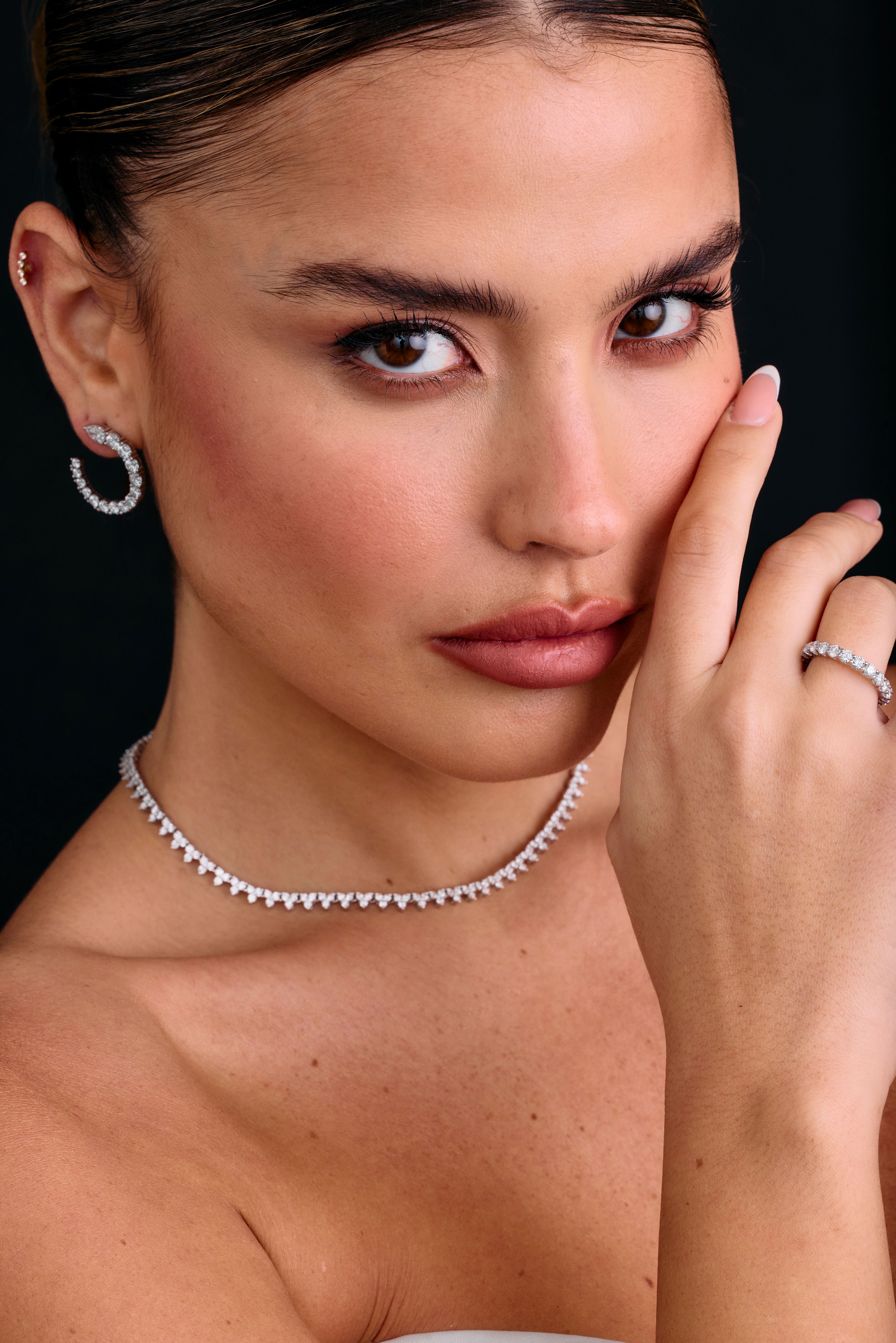 Three Prong Diamond Tennis Choker for Rent