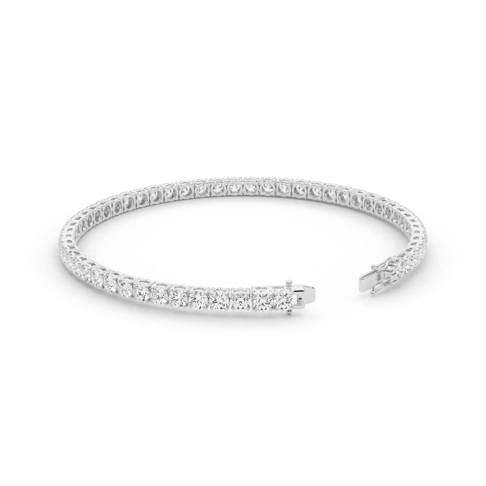 5.83ct Dimaonds Tennis Bracelet for Sale