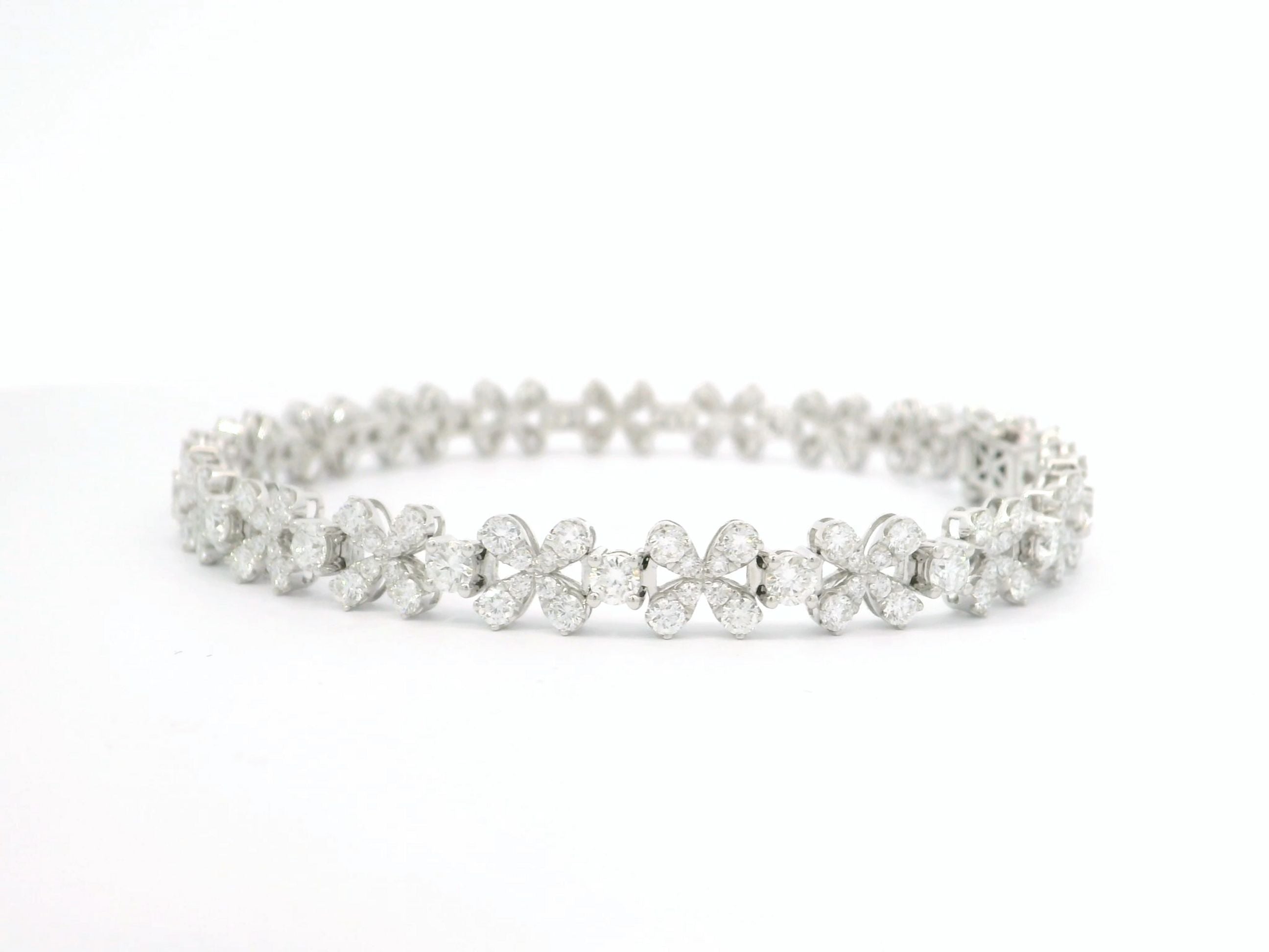 Four Petals Flowers Tennis Bracelet for Sale