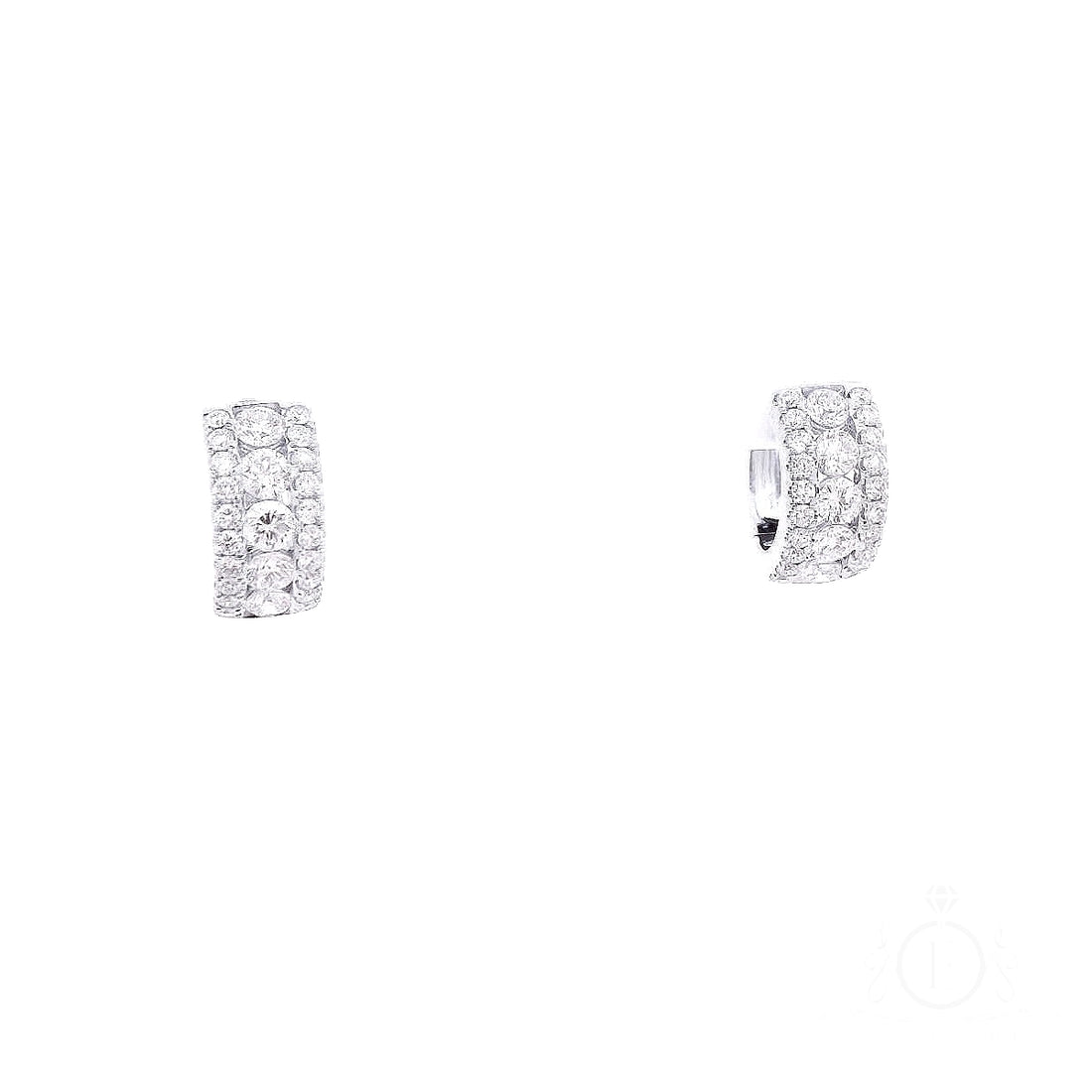 Hoop Earrings in White Gold