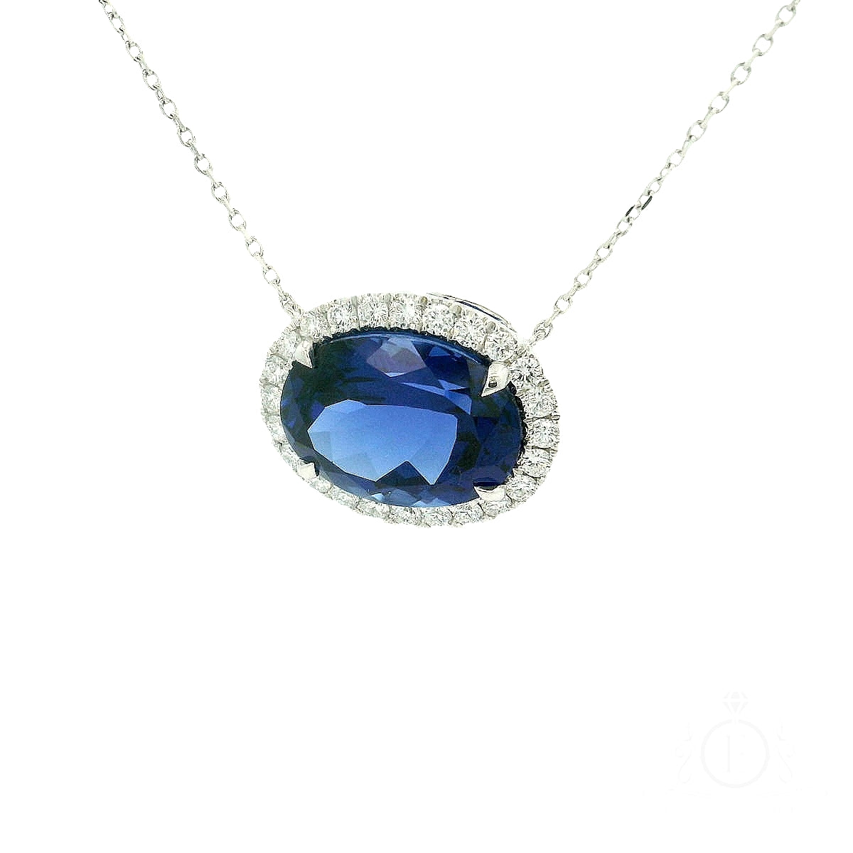 Oval Sapphire Pendant for Sale