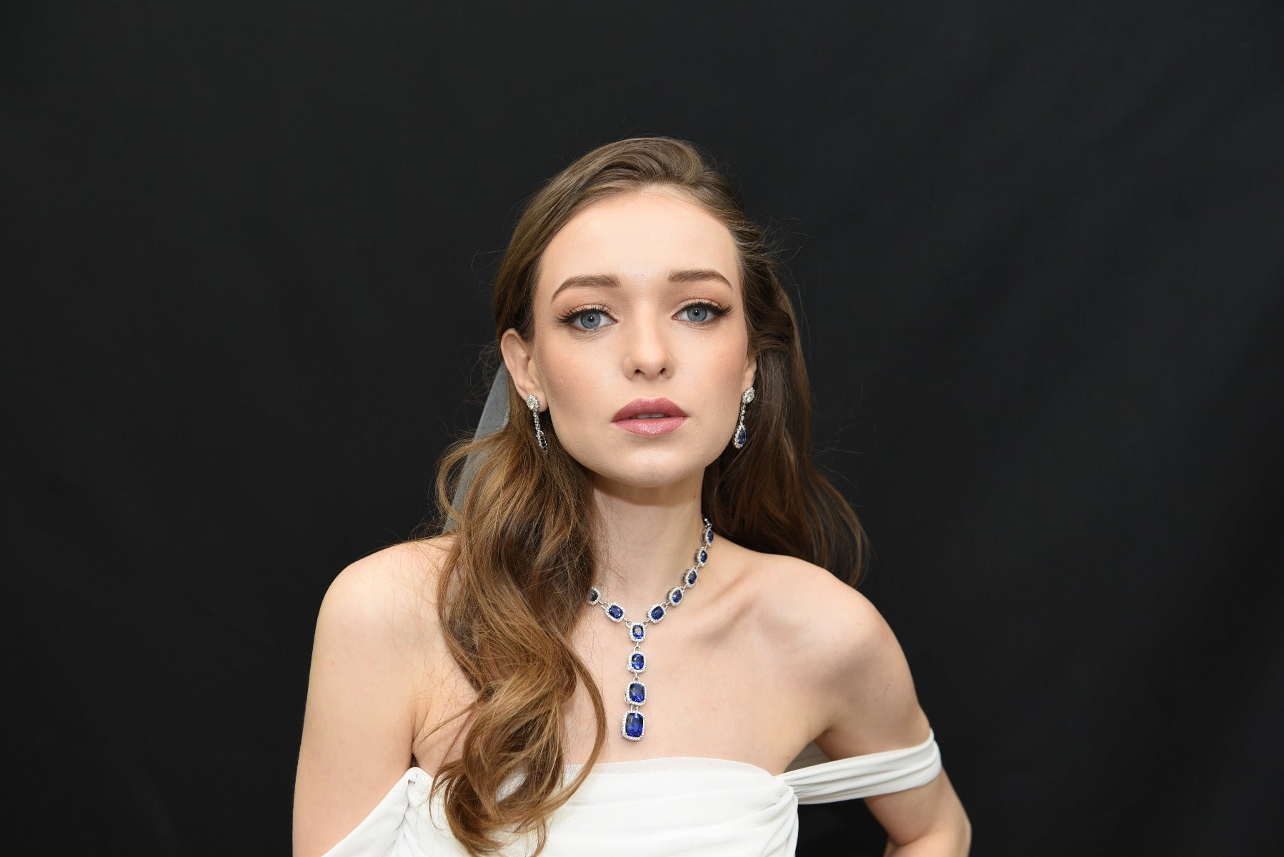 Halo Sapphire Cushion Diamonds Lariat Neckalce - Elgrissy Diamonds