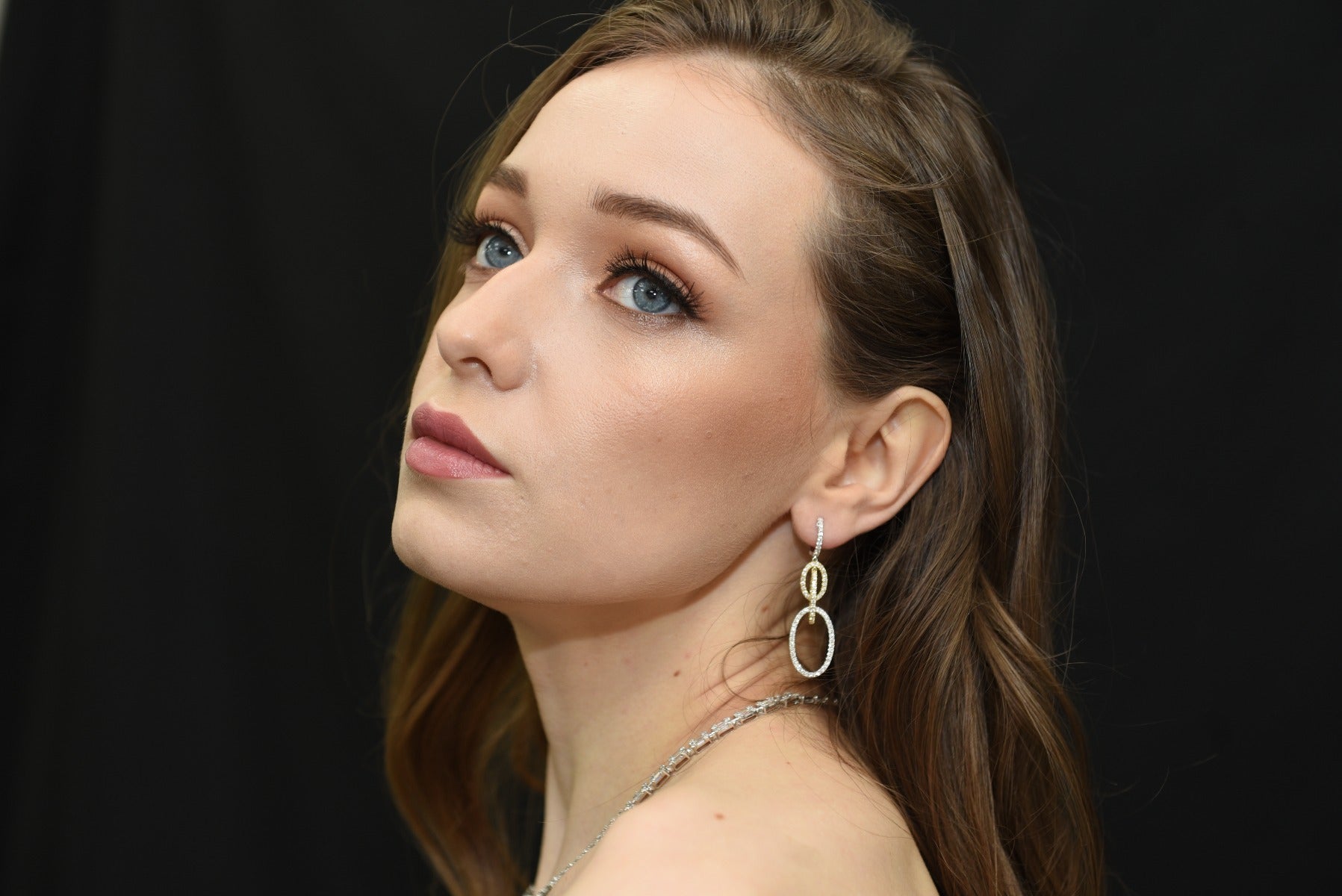 Oval Interlock Earrings - Elgrissy Diamonds