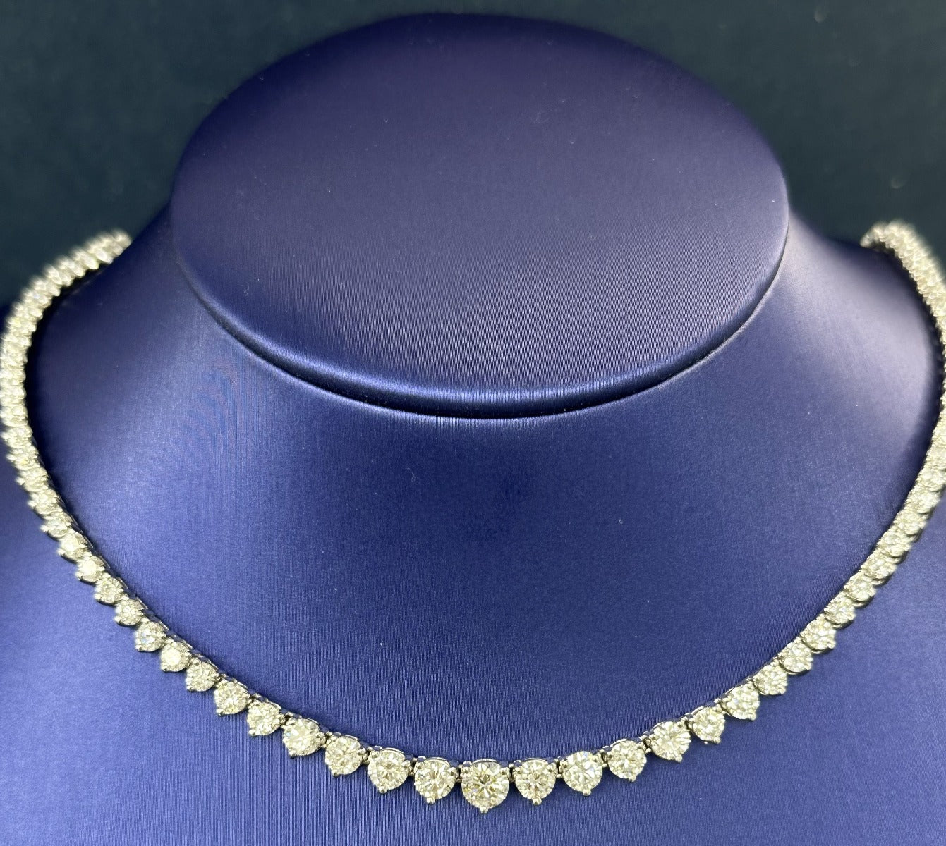 Large Graduated Diamonds Necklace - Elgrissy Diamonds