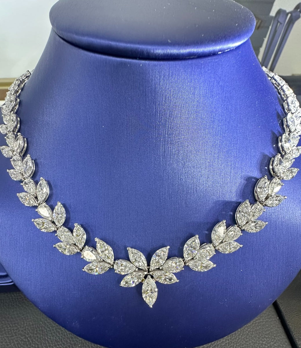 Flower Statement Diamonds Necklace - Elgrissy Diamonds