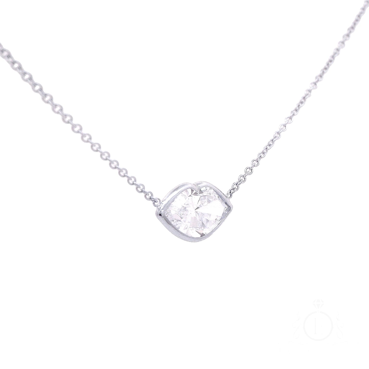 Lips Necklace  for Sale